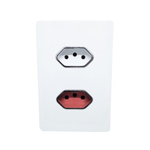 Tomada Dupla sendo 1 20A e 1 tomada 20A (vermelha)  Branco com Cromado